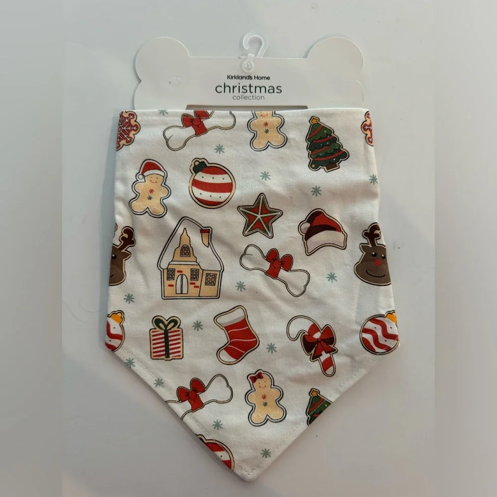 Kirkland’s Christmas Set of 2 Dog Bandanas 22 x 10”